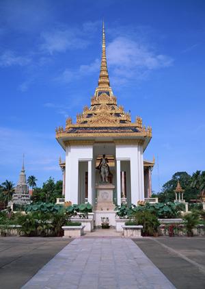 東京・千代田区に位置する東横イン溜池山王駅官邸南の魅力と詳細ガイド